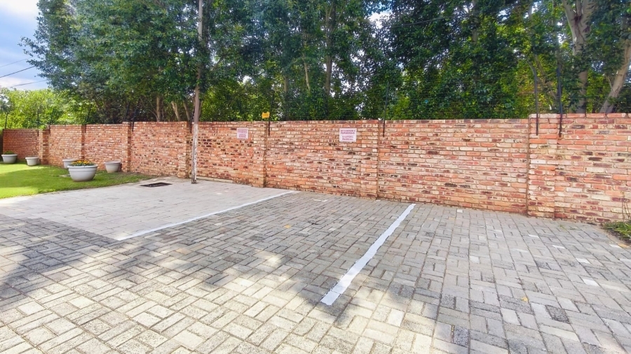 2 Bedroom Property for Sale in Miederpark North West